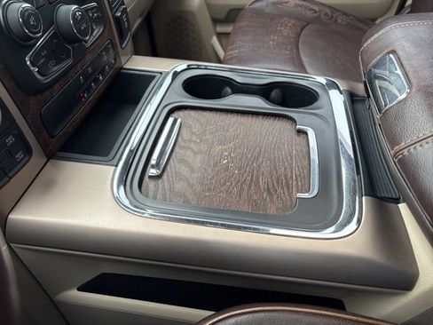 Used 2017 RAM 1500 Laramie Longhorn w/ Cold Weather Group image 32