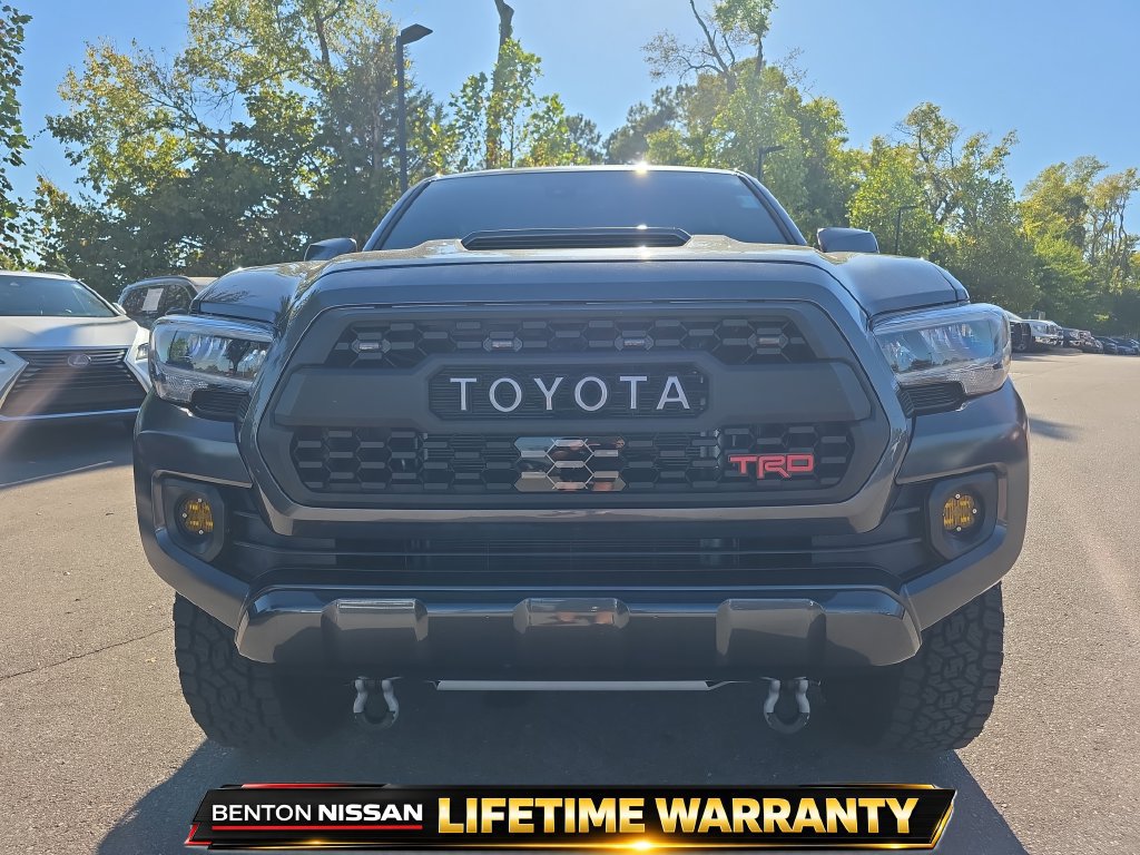Used 2022 Toyota Tacoma TRD Sport w/ Technology Package AWD/4WD image 12