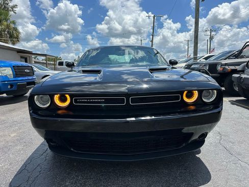 Used 2020 Dodge Challenger SXT RWD image 3