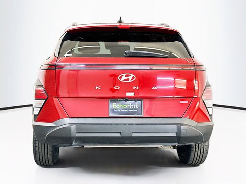 Used 2024 Hyundai Kona SEL image 7