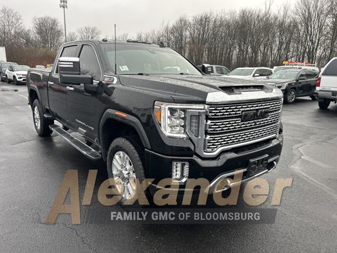Used 2022 GMC Sierra 2500 Denali image 1