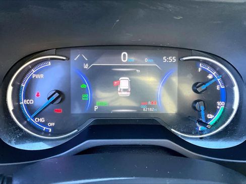 Used 2021 Toyota RAV4 SE w/ Weather & Moonroof Package AWD/4WD image 25