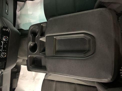 Used 2024 Chevrolet Silverado 2500 LT image 15