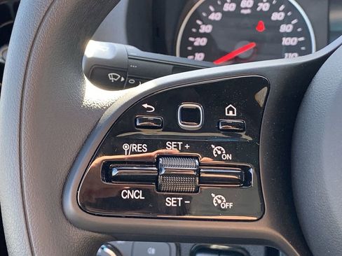 Used 2023 Mercedes-Benz Sprinter 2500 image 21