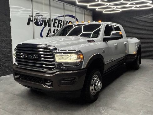 Used 2021 RAM 3500 Limited AWD/4WD image 3