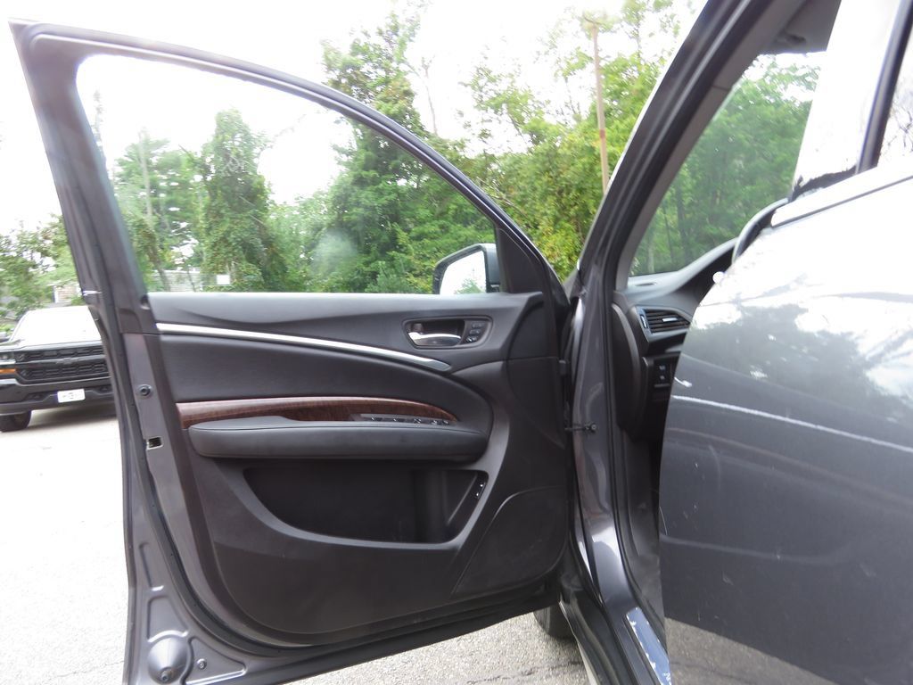 Used 2018 Acura MDX SH-AWD image 8