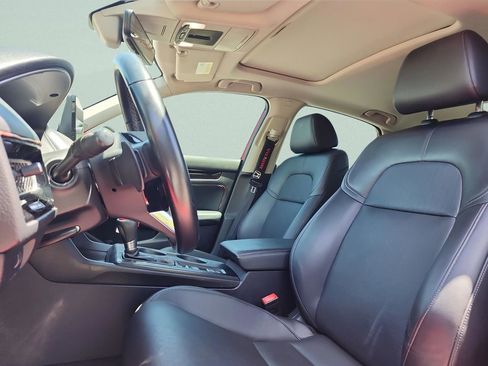 Used 2022 Honda Civic Touring image 19