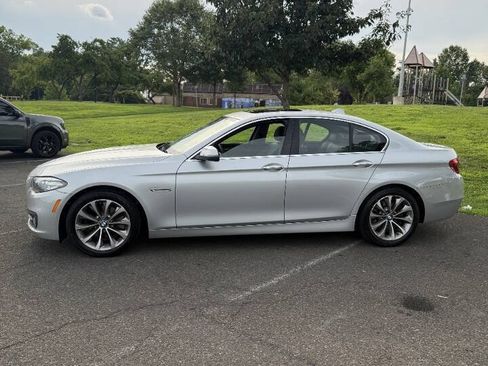 Used 2016 BMW 528i Sedan RWD image 4