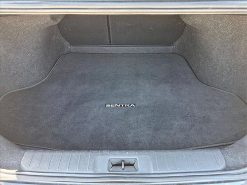 Used 2024 Nissan Sentra SV FWD image 6