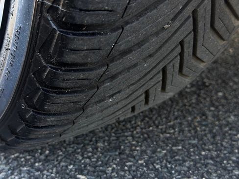 Used 2021 Volvo S60 T8 Inscription w/ Climate Package image 7