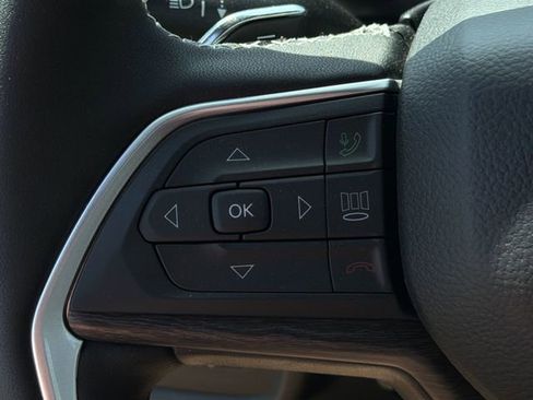 New 2026 Jeep Grand Cherokee Limited AWD/4WD image 25