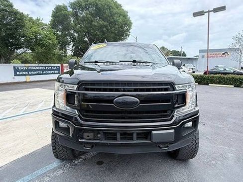 Used 2018 Ford F150 XLT w/ Equipment Group 302A Luxury AWD/4WD image 9