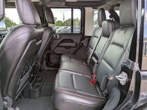 Used 2023 Jeep Wrangler Unlimited Rubicon w/ Xtreme 35 Tire Package AWD/4WD image 15