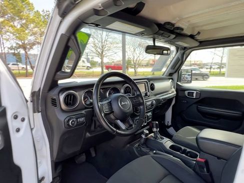 Used 2020 Jeep Wrangler Unlimited Sport S image 34