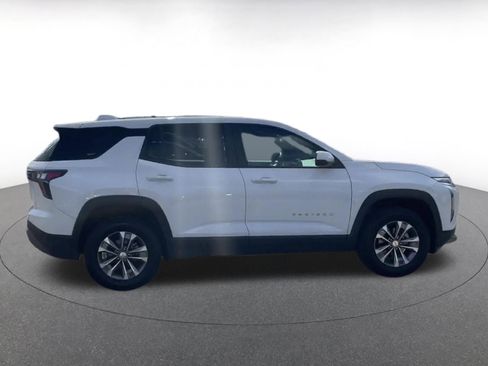 Used 2025 Chevrolet Equinox LT image 16