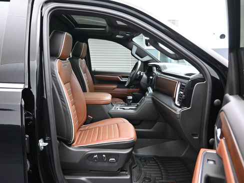 Used 2023 GMC Sierra 1500 Denali Ultimate image 13