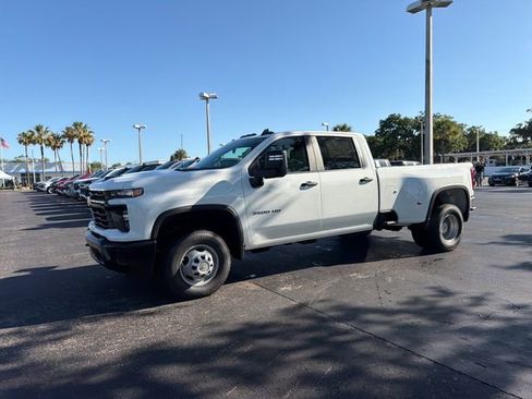 New 2026 Chevrolet Silverado 3500 W/T AWD/4WD image 3