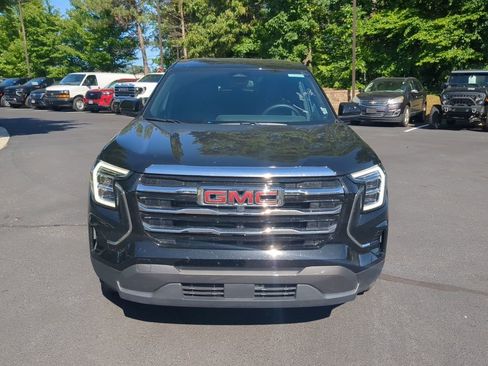 Used 2026 GMC Terrain Elevation FWD image 2