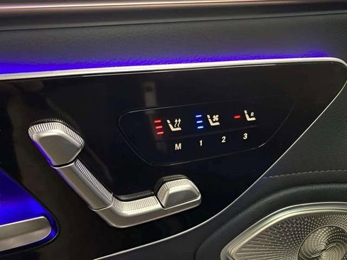 Used 2023 Mercedes-Benz EQS 580 4MATIC Sedan image 29