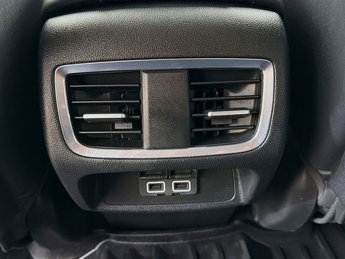 Used 2021 Acura RDX w/ Technology Package image 40