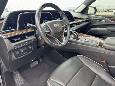 Used 2021 Cadillac Escalade Premium Luxury w/ Driver Assist Tech Package image 13