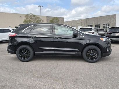 Used 2022 Ford Edge SEL w/ Convenience Package