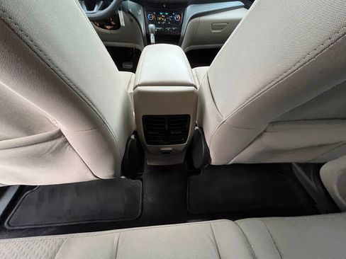 Certified 2017 Ford Escape SE image 24