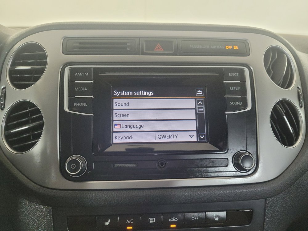 Used 2016 Volkswagen Tiguan S FWD image 25