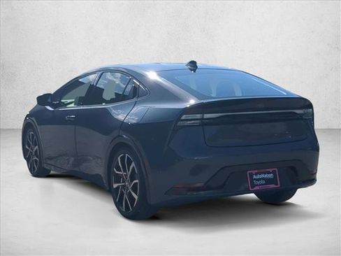 Used 2023 Toyota Prius Prime image 8