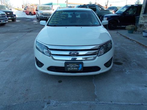 Used 2012 Ford Fusion SE image 8