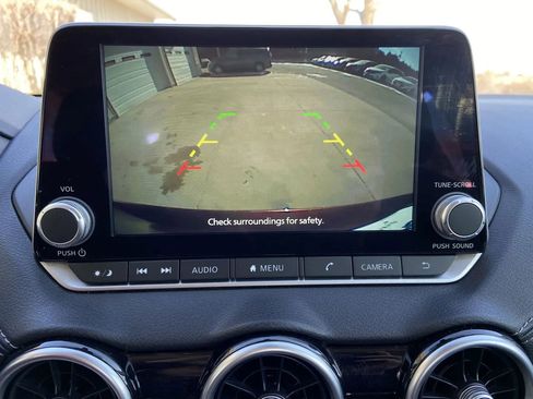 Used 2024 Nissan Sentra SV image 18