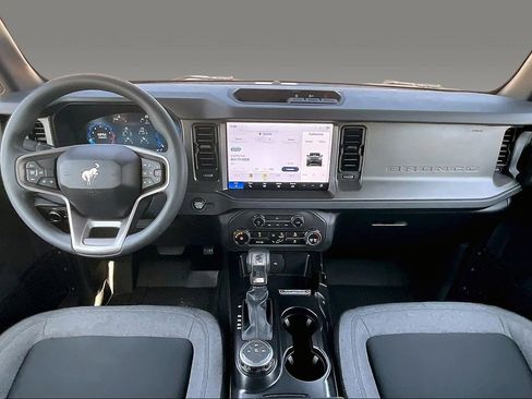 Used 2025 Ford Bronco 2-Door AWD/4WD image 9