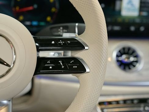 Used 2023 Mercedes-Benz E 450 Cabriolet image 51