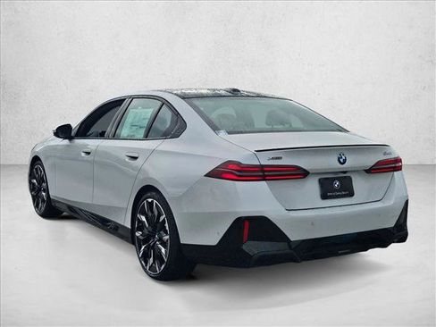 New 2026 BMW 540i xDrive image 9