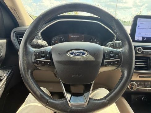 Used 2020 Ford Escape SEL AWD/4WD image 47