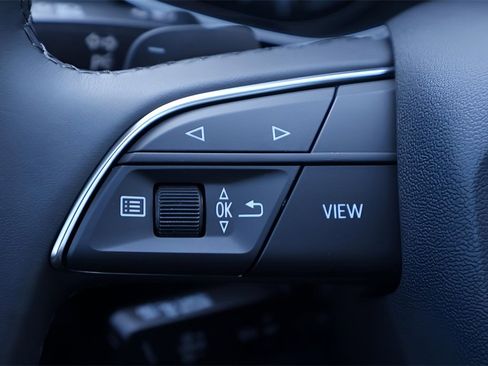 Used 2023 Audi Q5 2.0T Premium w/ Convenience Package image 20