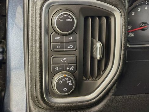Used 2020 Chevrolet Silverado 1500 LT AWD/4WD image 11