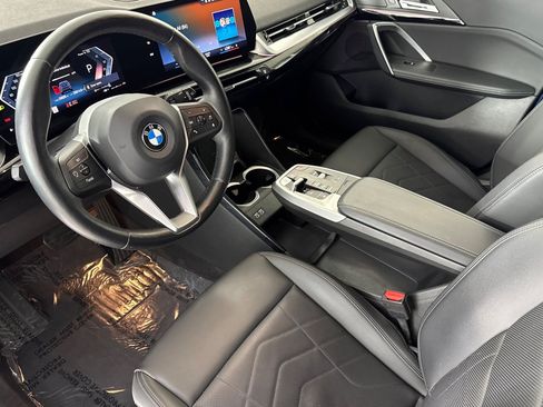 Used 2023 BMW X1 xDrive28i w/ Convenience Package AWD/4WD image 4