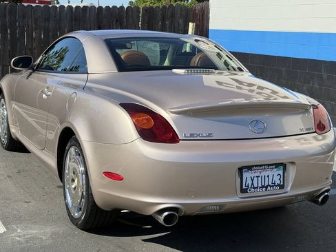 Used 2002 Lexus SC 430 Convertible RWD image 4