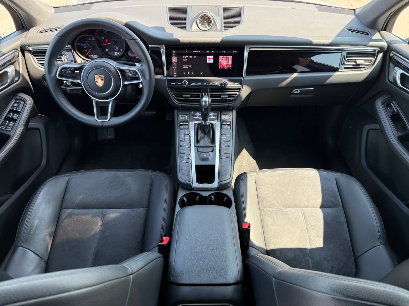 Used 2020 Porsche Macan AWD/4WD image 12