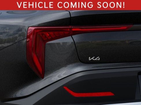 New 2026 Kia K4 LXS image 11