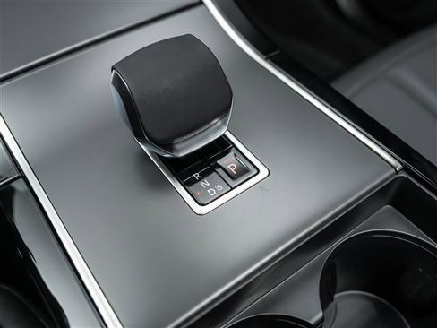 New 2026 Land Rover Range Rover Evoque S image 22