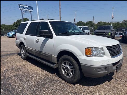 Used 2003 Ford Expedition XLT AWD/4WD image 12