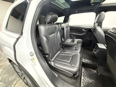 Used 2017 Audi Q7 3.0T Premium Plus w/ Premium Plus Package image 33