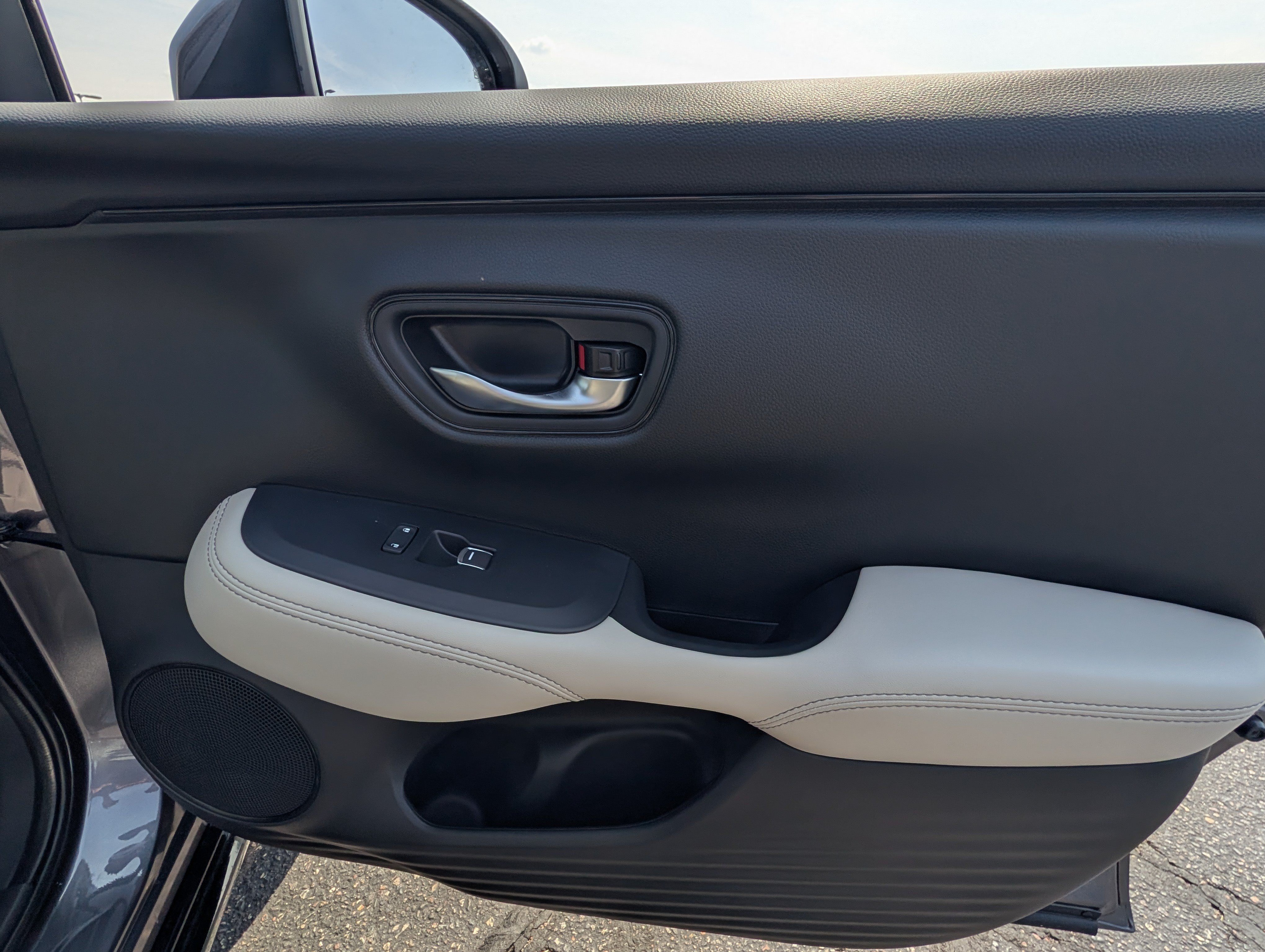 New 2027 Honda HR-V EX-L image 16