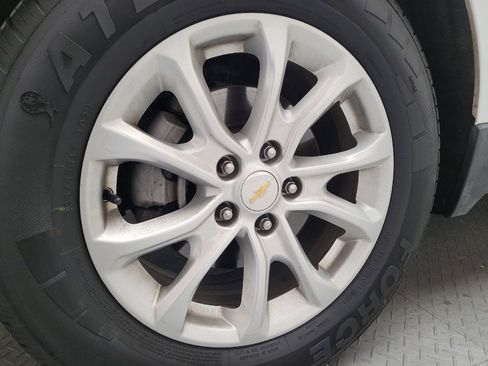 Used 2019 Chevrolet Equinox LT image 31