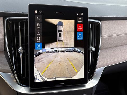 New 2026 Volvo XC90 B6 Ultra w/ Protection Package image 23