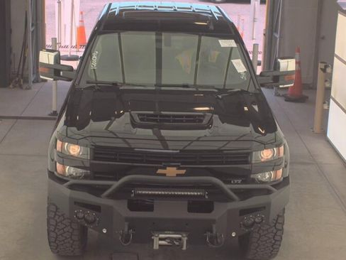 Used 2017 Chevrolet Silverado 2500 LTZ w/ Duramax Plus Package AWD/4WD image 5