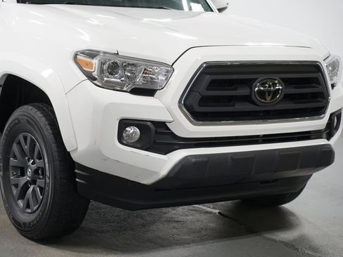 Certified 2023 Toyota Tacoma SR5 RWD image 4