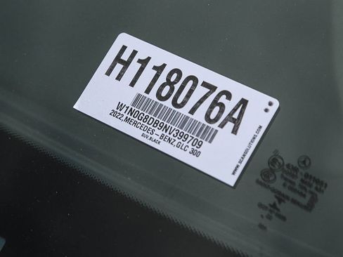 Used 2022 Mercedes-Benz GLC 300 image 27